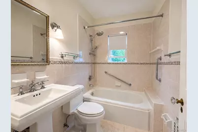 42 Crestview Street #2, New Rochelle, NY 10801 - Photo 17