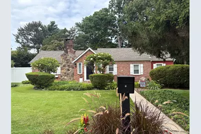 11 Keeler Street, Huntington, NY 11743 - Photo 1