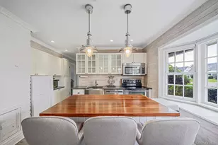 90 Twin Ln N, Wantagh, NY 11793 - Photo 7