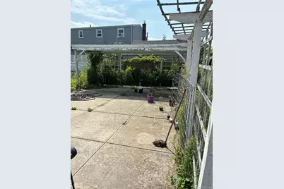 1301 Times Avenue, Elmont, NY 11003 - Photo 9