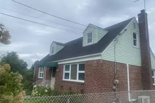 1301 Times Ave, Elmont, NY 11003 - Photo 3