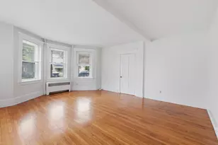 9 Cottage Ave, Nanuet, NY 10954 - Photo 3