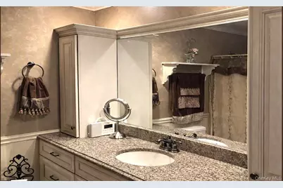 20 Laurel Avenue #60, East Islip, NY 11730 - Photo 11