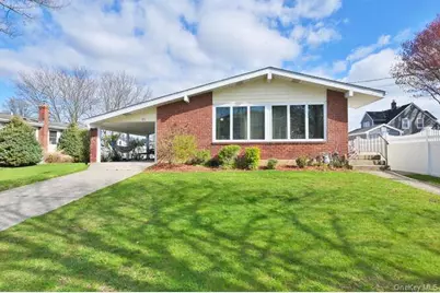 10 Pickwick Drive S, Hicksville, NY 11801 - Photo 1