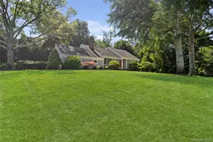 24 Old Homestead Rd, Port Jefferson, NY 11777 - Photo 25