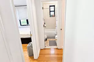52-02 39th Ave, Woodside, NY 11377 - Photo 9