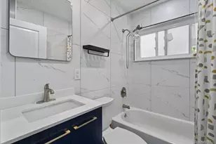 147-49 Charter Rd, Briarwood, NY 11435 - Photo 9