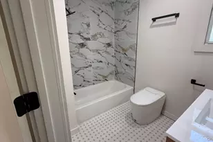605 S Ocean Ave, Freeport, NY 11520 - Photo 7