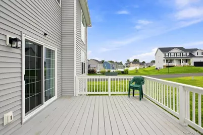 16 Kensington Lane, Poughkeepsie, NY 12603 - Photo 9