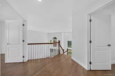 26 Hamlet Drive, Hauppauge, NY 11788 - Photo 19