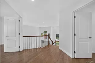 26 Hamlet Dr, Hauppauge, NY 11788 - Photo 19