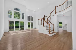 26 Hamlet Dr, Hauppauge, NY 11788 - Photo 9