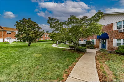 460 Old Town Road #3-O, Port Jefferson Station, NY 11776 - Photo 3
