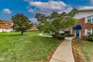 460 Old Town Rd, Port Jefferson Station, NY 11776 - Photo 3