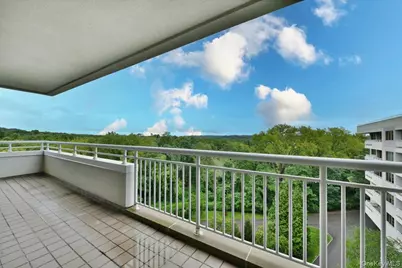 100 Harbor View Drive #630, Port Washington, NY 11050 - Photo 17