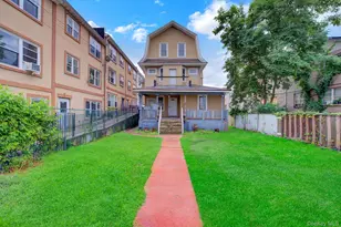 29-55 Far Rockaway Blvd, Far Rockaway, NY 11691 - Photo 1