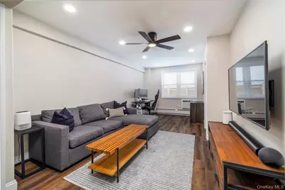 370 W Broadway #3M, Long Beach, NY 11561 - Photo 5