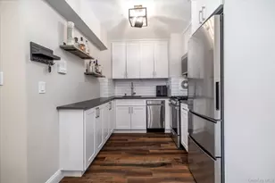 370 W Broadway, Long Beach, NY 11561 - Photo 3