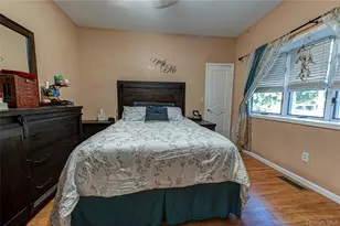 8 Forest Ave, Medford, NY 11763 - Photo 7