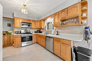 121 Hammond Rd, Thiells, NY 10984 - Photo 9
