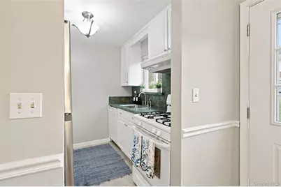 321 Titusville Road #D15, Poughkeepsie, NY 12603 - Photo 13