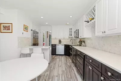 10 Deborah Lane, Chappaqua, NY 10514 - Photo 15