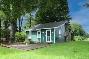 181 Country Club Dr, Red Hook, NY 12571 - Photo 1