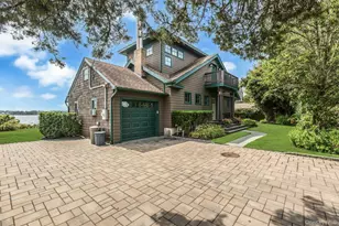 310 E Montauk Hwy, Hampton Bays, NY 11946 - Photo 7
