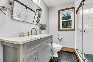 310 E Montauk Hwy, Hampton Bays, NY 11946 - Photo 19