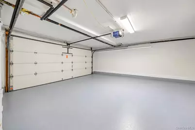 2020 Valentines Road, Westbury, NY 11590 - Photo 29