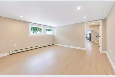 2020 Valentines Road, Westbury, NY 11590 - Photo 27