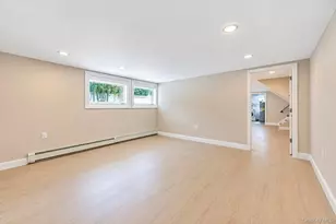 2020 Valentines Rd, Westbury, NY 11590 - Photo 27