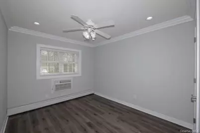 118 Carleton Avenue #2B, Islip Terrace, NY 11752 - Photo 7