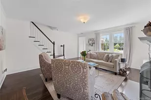 33 Ogden Ave, East Williston, NY 11596 - Photo 5