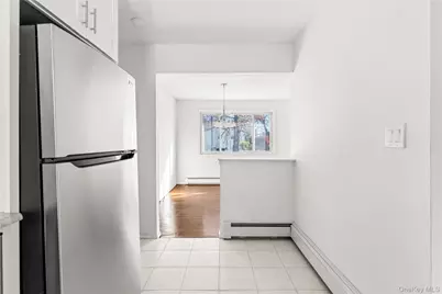 345 41 St Street, Copiague, NY 11726 - Photo 7