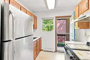 19 Huguenot St, New Paltz, NY 12561 - Photo 9