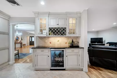 3529 Stratford Road, Wantagh, NY 11793 - Photo 25