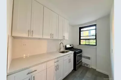 11250 Northern Boulevard #1A, Corona, NY 11368 - Photo 9