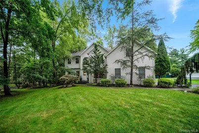 11 Croyden Lane, New City, NY 10956 - Photo 1