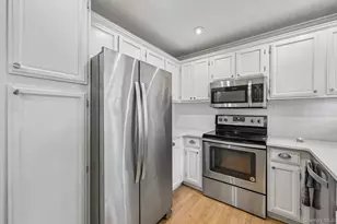 433 Sierra Vista Ln, Valley Cottage, NY 10989 - Photo 5