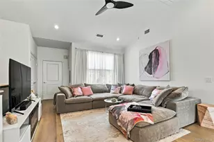 262 Silver Timber Dr, Yaphank, NY 11980 - Photo 9