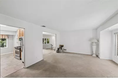 5 Kenny Street, Smithtown, NY 11788 - Photo 3