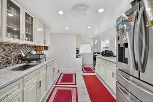 255 Cochran Pl, Valley Stream, NY 11581 - Photo 9