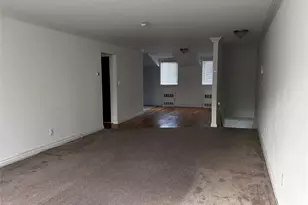 448 Dawson Ln, Jericho, NY 11753 - Photo 7