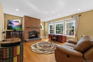 17 Arbor Ct, Poughkeepsie, NY 12603 - Photo 15