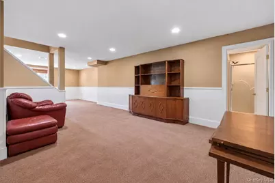 17 Arbor Court, Poughkeepsie, NY 12603 - Photo 37