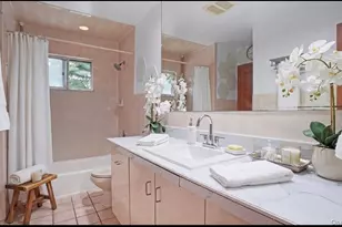 12 Bennington Pl, Wheatley Heights, NY 11798 - Photo 13