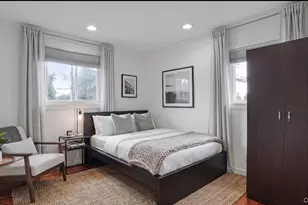 12 Bennington Pl, Wheatley Heights, NY 11798 - Photo 17