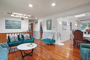 12 Bennington Pl, Wheatley Heights, NY 11798 - Photo 9