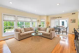 7 Wood Hollow Dr, Westhampton, NY 11977 - Photo 17